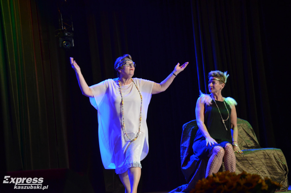 Występ teatralny grupy Kumoterki