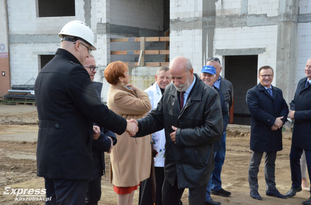 Wiecha nad salą w ZSP w Przodkowie