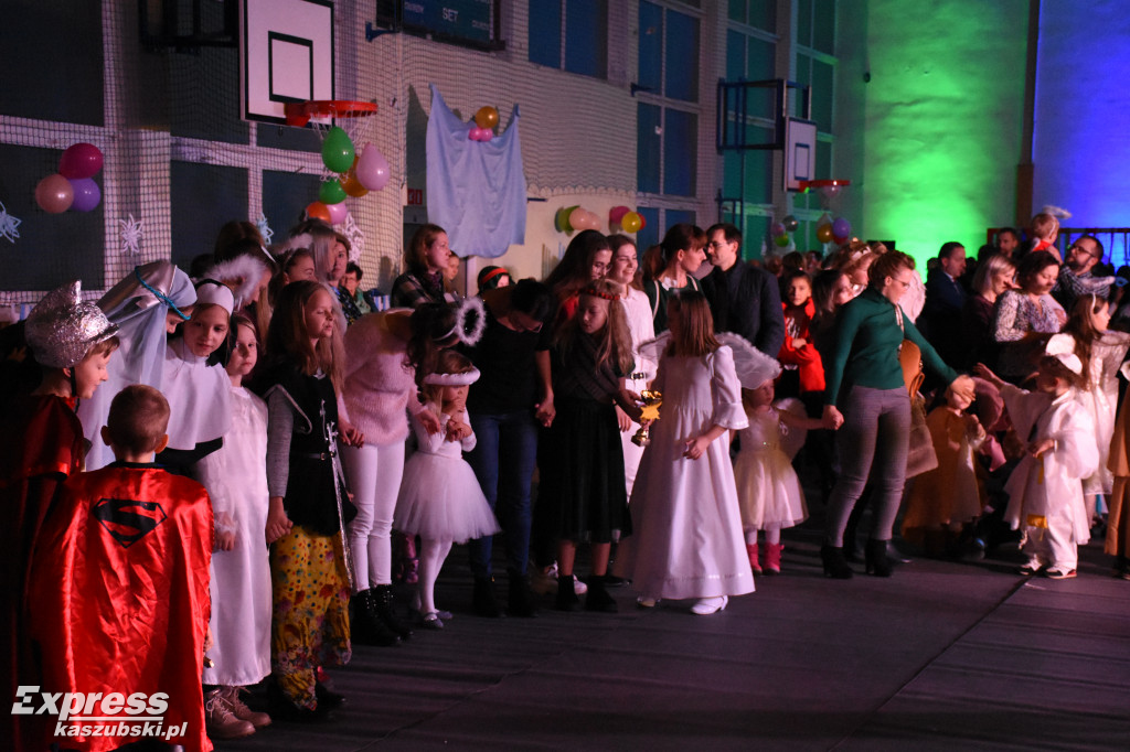 Bal Wszystkich Świętych w Sierakowicach