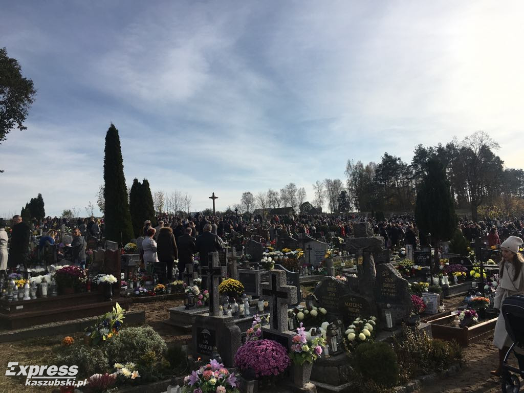 Gowidlino. Dzień Wszystkich Świętych