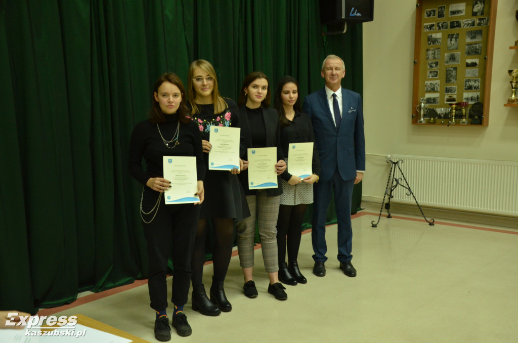 Stypendia starosty kartuskiego