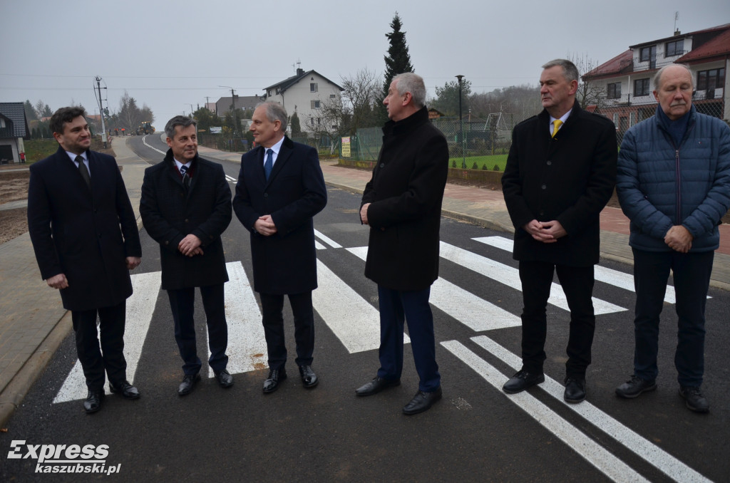Wyremontowany odcinek drogi Wygoda Łączyńska-Chmielno