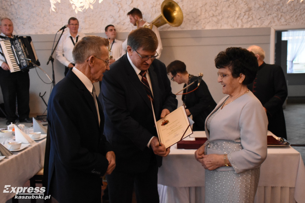 W Sulęczynie jubilaci odebrali odznaczenia
