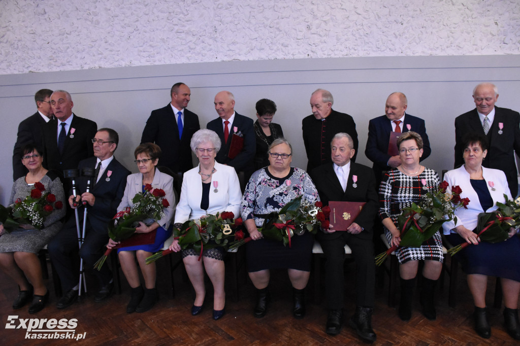 W Sulęczynie jubilaci odebrali odznaczenia