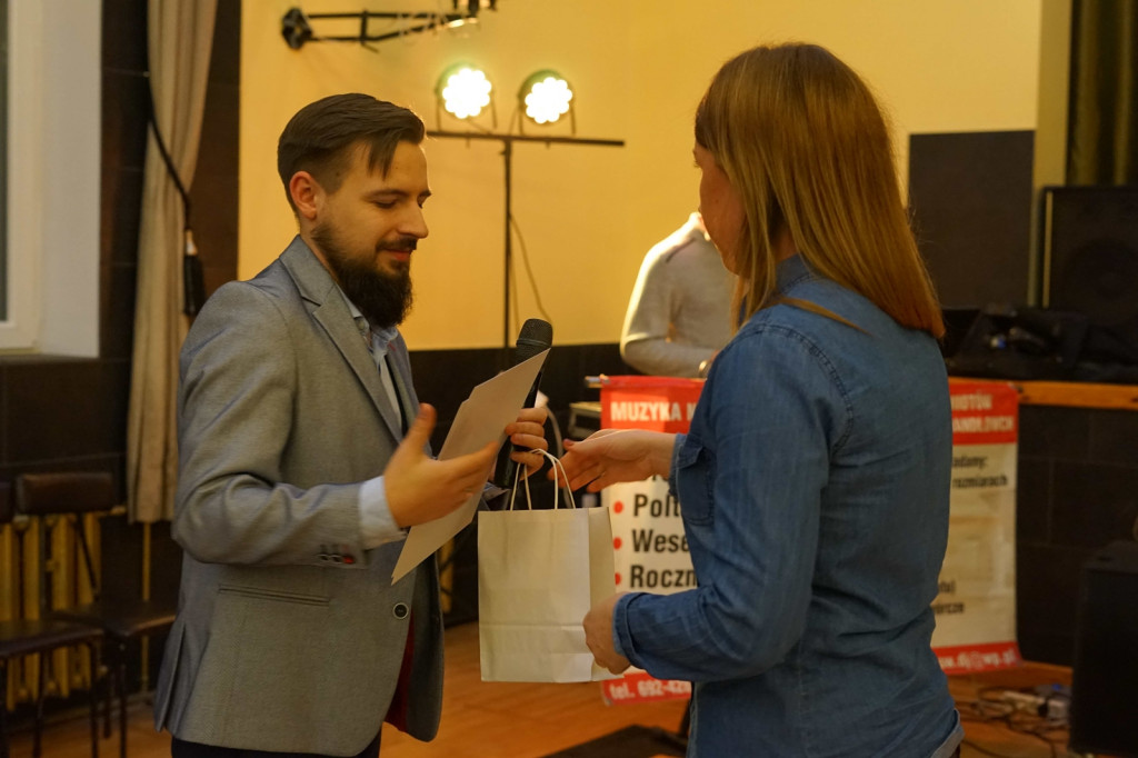 Chmielno. Andrzejki seniorów i wolontariuszy
