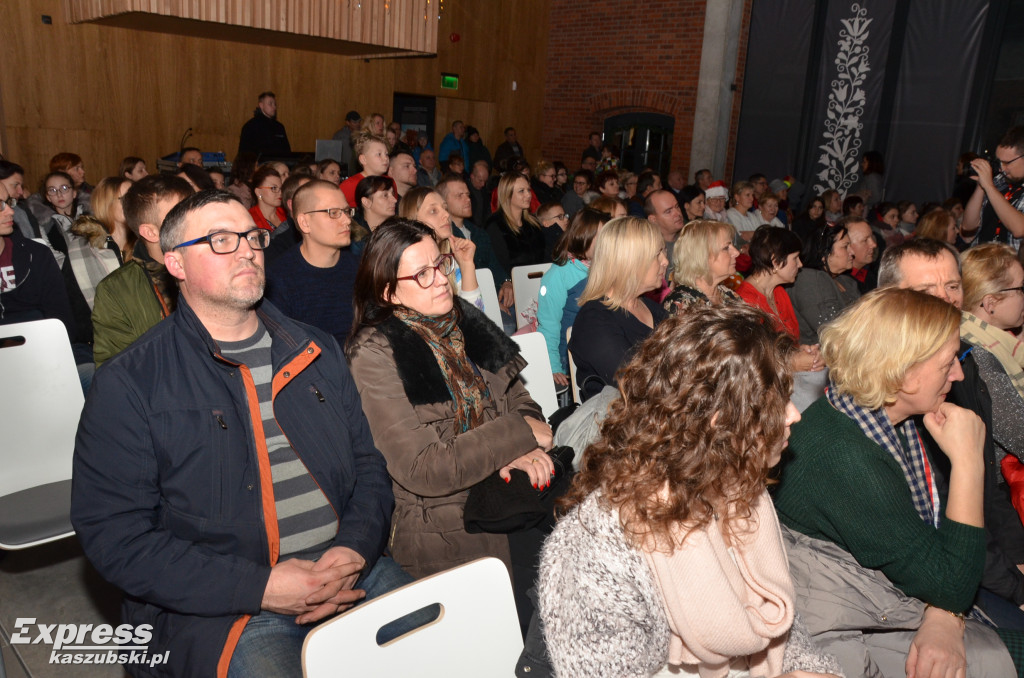 Żukowo. Jarmark i koncert Szymona Wydry