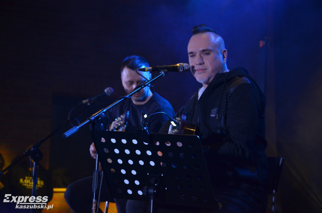 Żukowo. Jarmark i koncert Szymona Wydry
