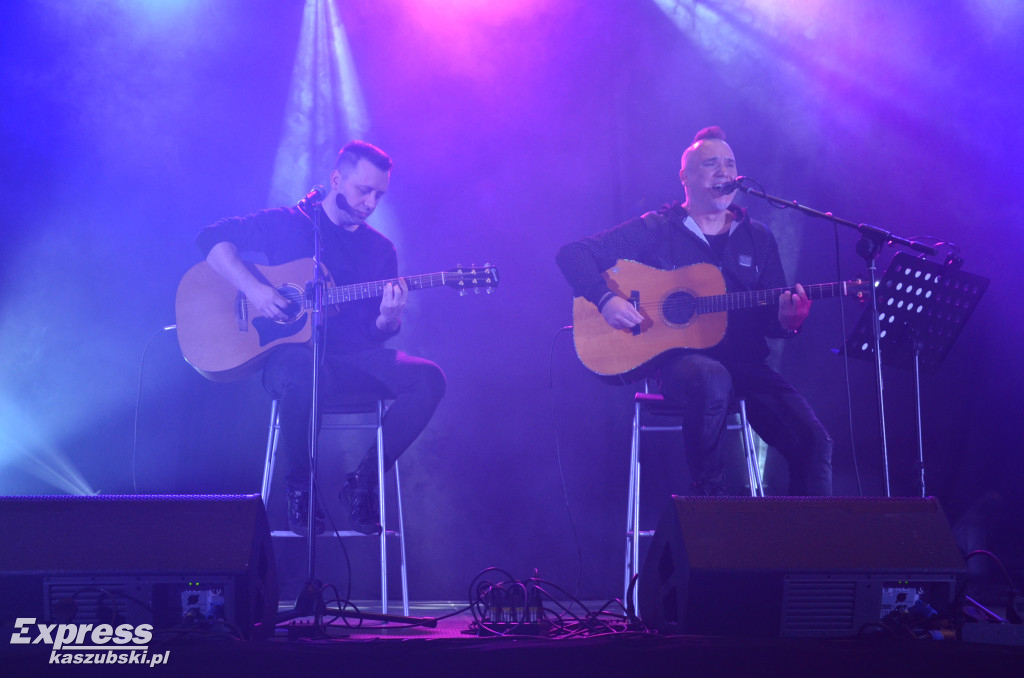 Żukowo. Jarmark i koncert Szymona Wydry