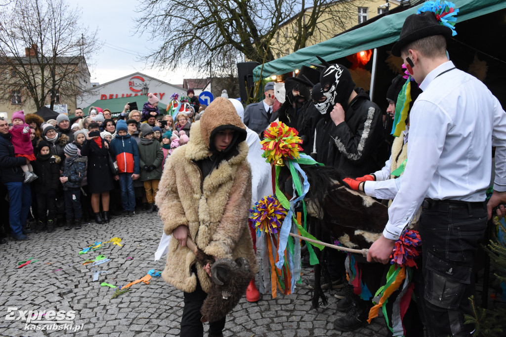 Kolędnicy w Sierakowicach