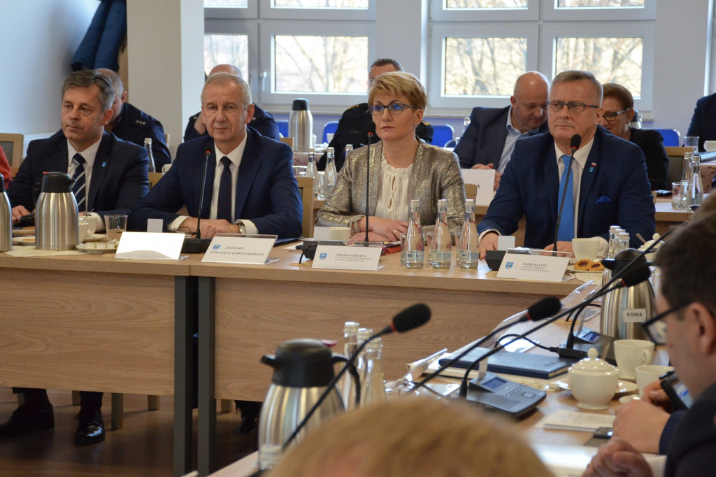 Sesja budżetowa powiatu kartuskiego