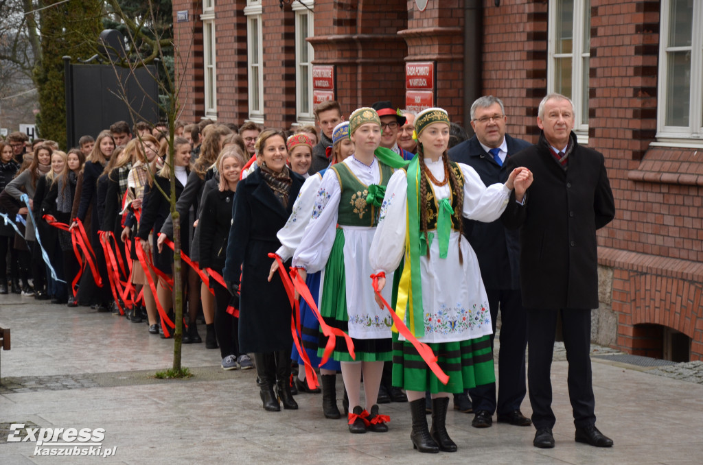 Kartuzy. Polonez maturzystów 2020