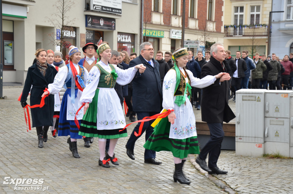 Kartuzy. Polonez maturzystów 2020
