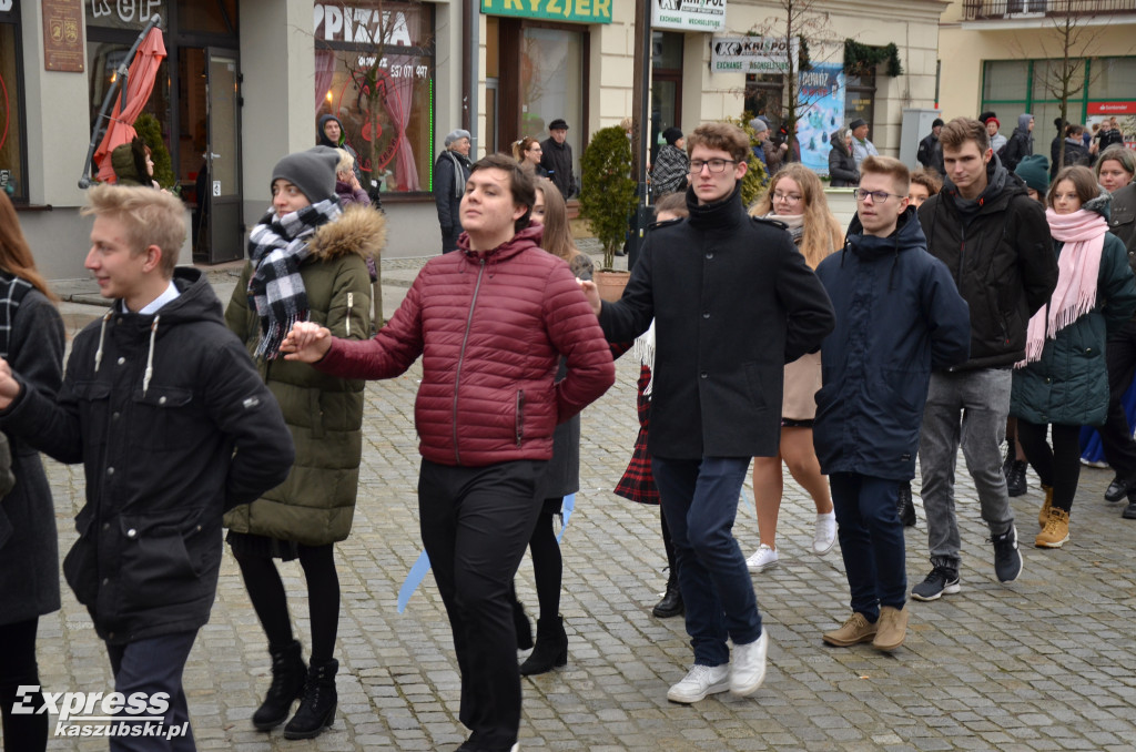 Kartuzy. Polonez maturzystów 2020