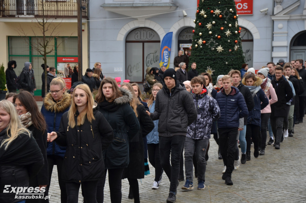 Kartuzy. Polonez maturzystów 2020