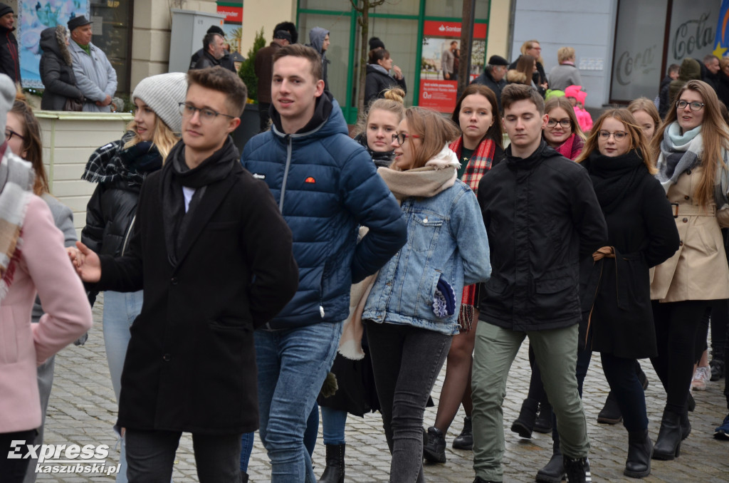 Kartuzy. Polonez maturzystów 2020