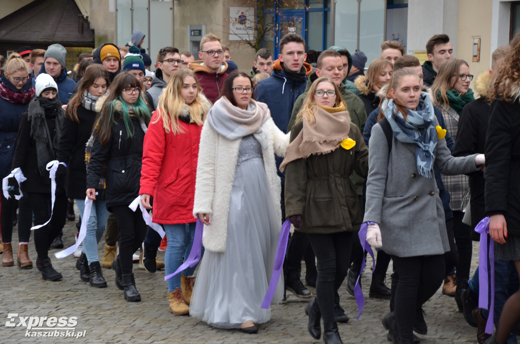 Kartuzy. Polonez maturzystów 2020