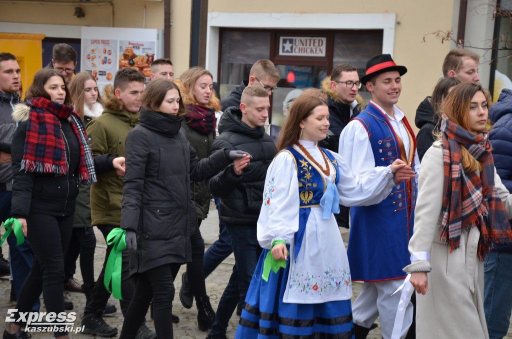 Kartuzy. Polonez maturzystów 2020