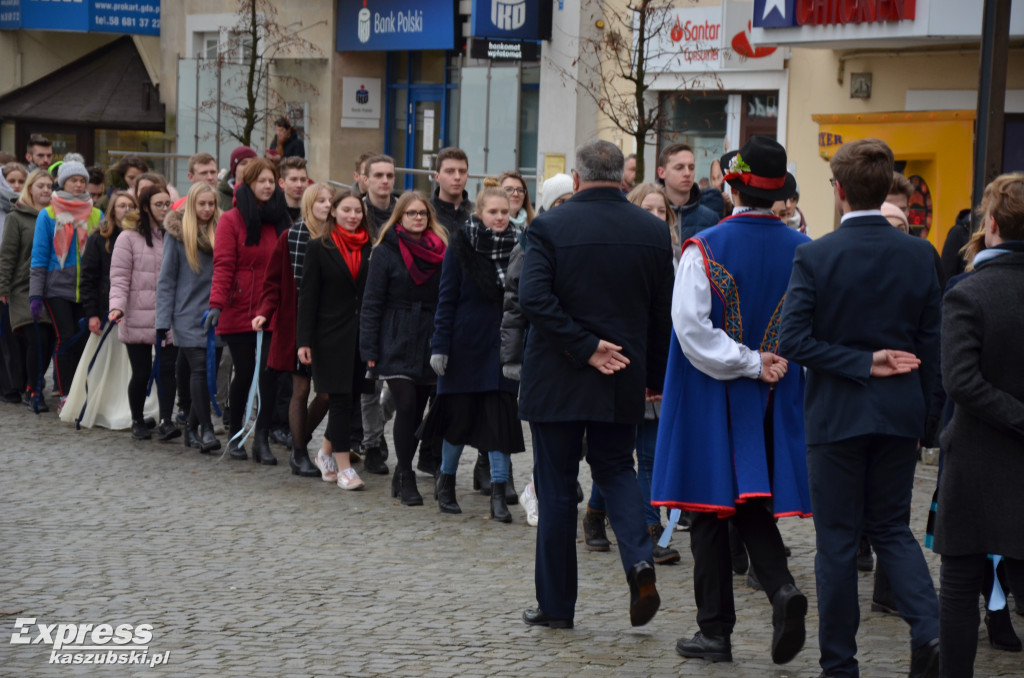 Kartuzy. Polonez maturzystów 2020