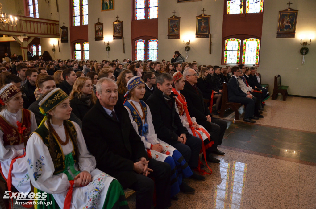 Kartuzy. Polonez maturzystów 2020