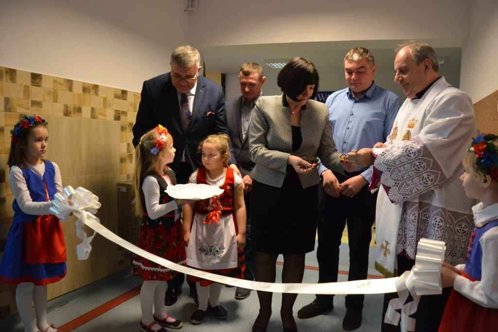 Prokowo. Otwarto zmodernizowaną część szkoły