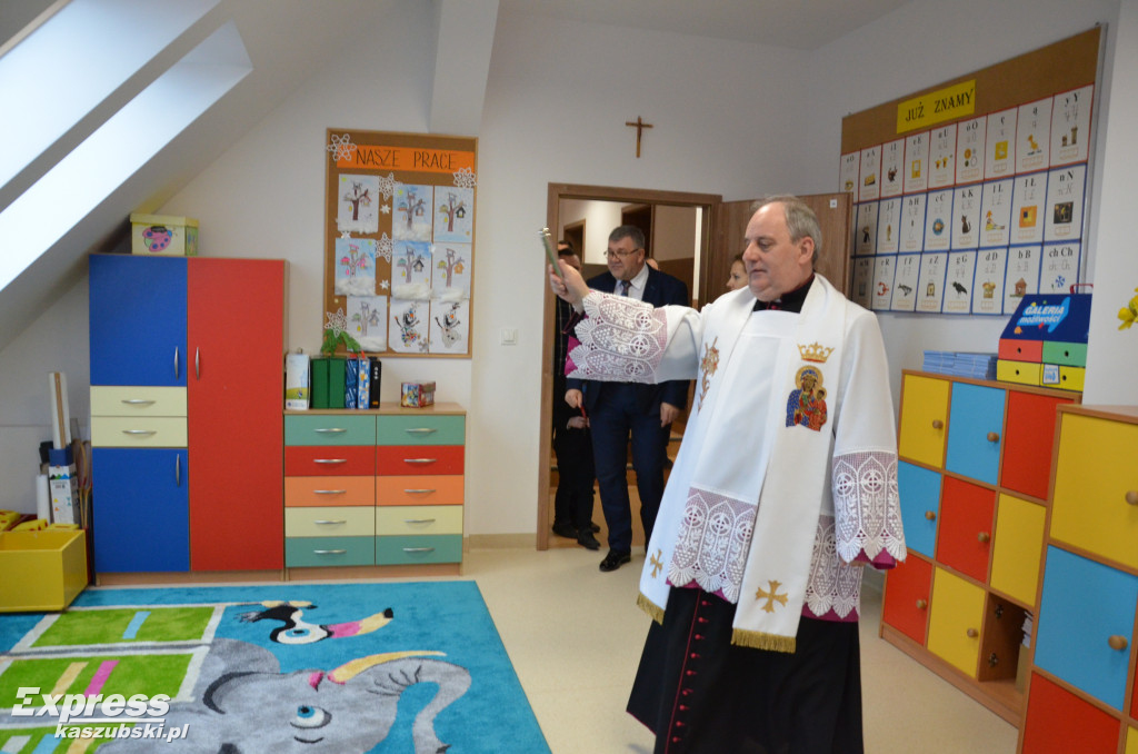 Prokowo. Otwarto zmodernizowaną część szkoły