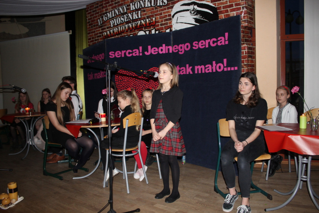 Wieczorek poetycki w SP nr 2 w Sierakowicach