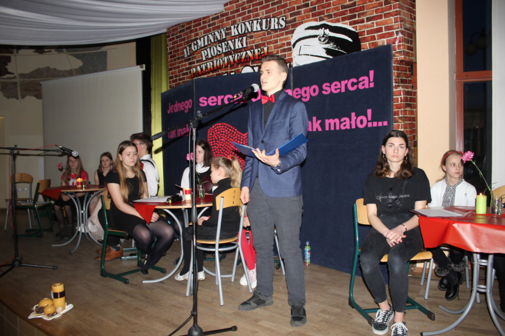Wieczorek poetycki w SP nr 2 w Sierakowicach