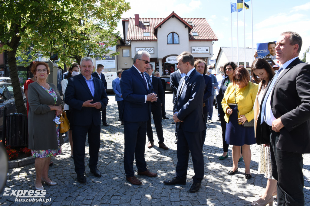Marszałek Senatu w Sierakowicach