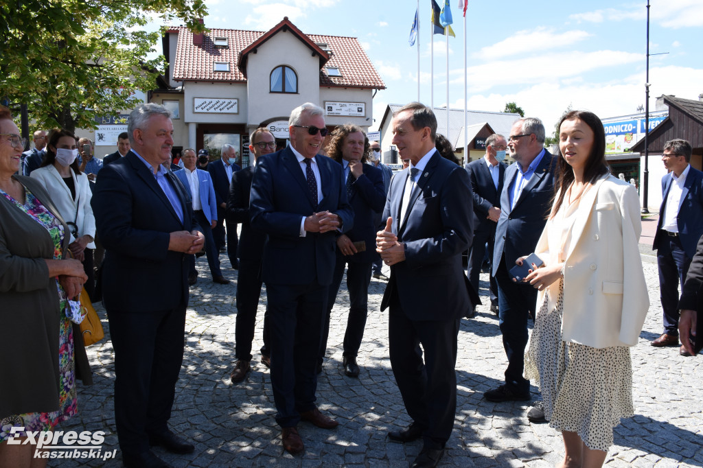 Marszałek Senatu w Sierakowicach
