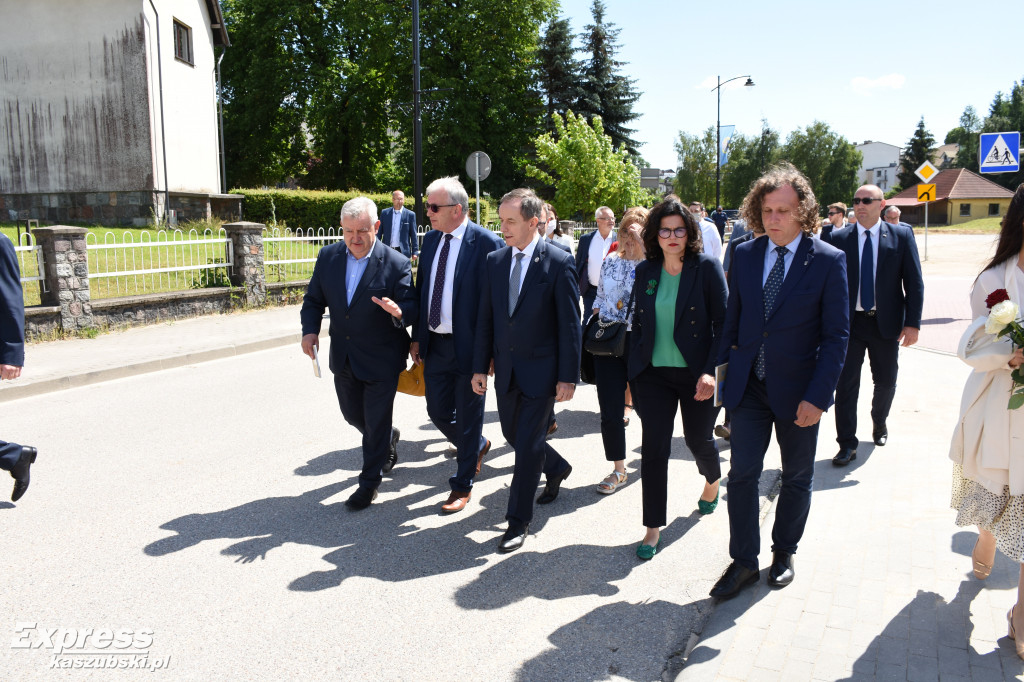 Marszałek Senatu w Sierakowicach