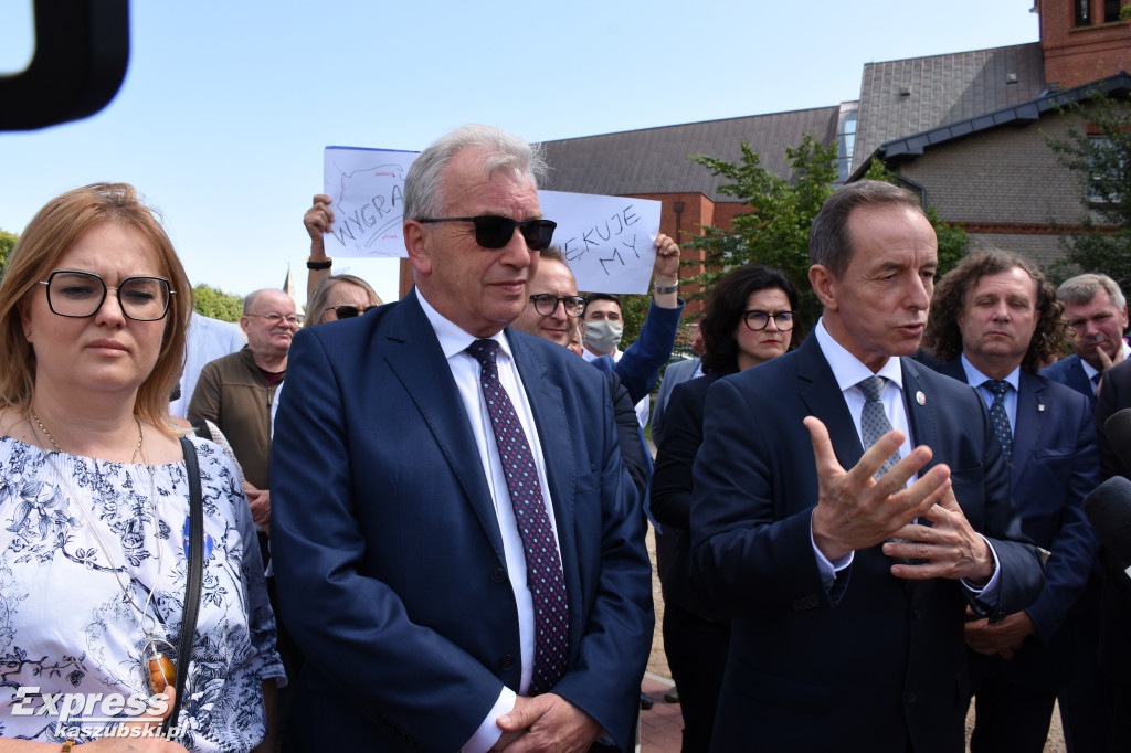 Marszałek Senatu w Sierakowicach