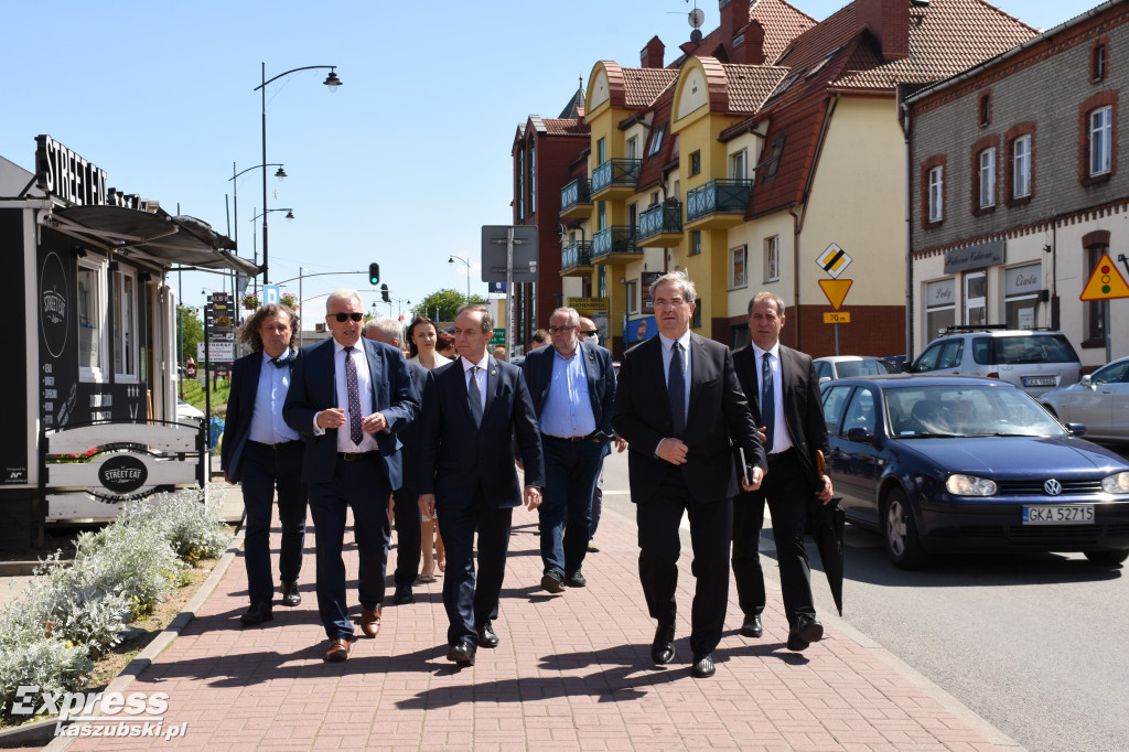 Marszałek Senatu w Sierakowicach