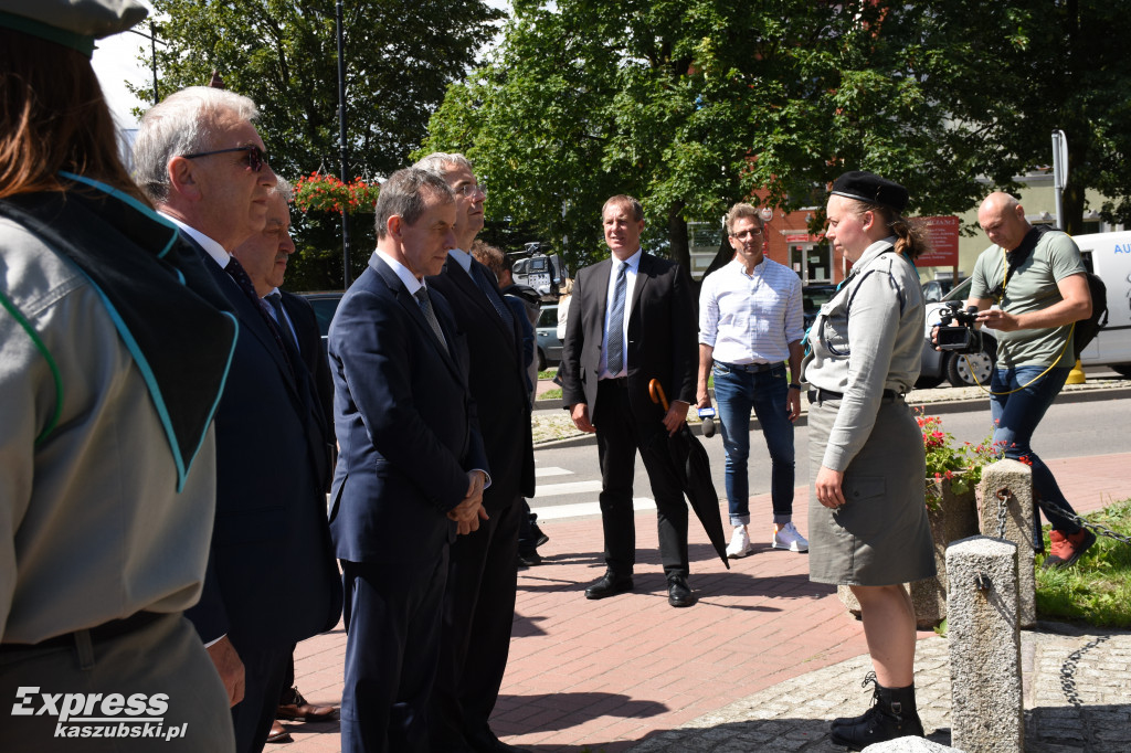 Marszałek Senatu w Sierakowicach