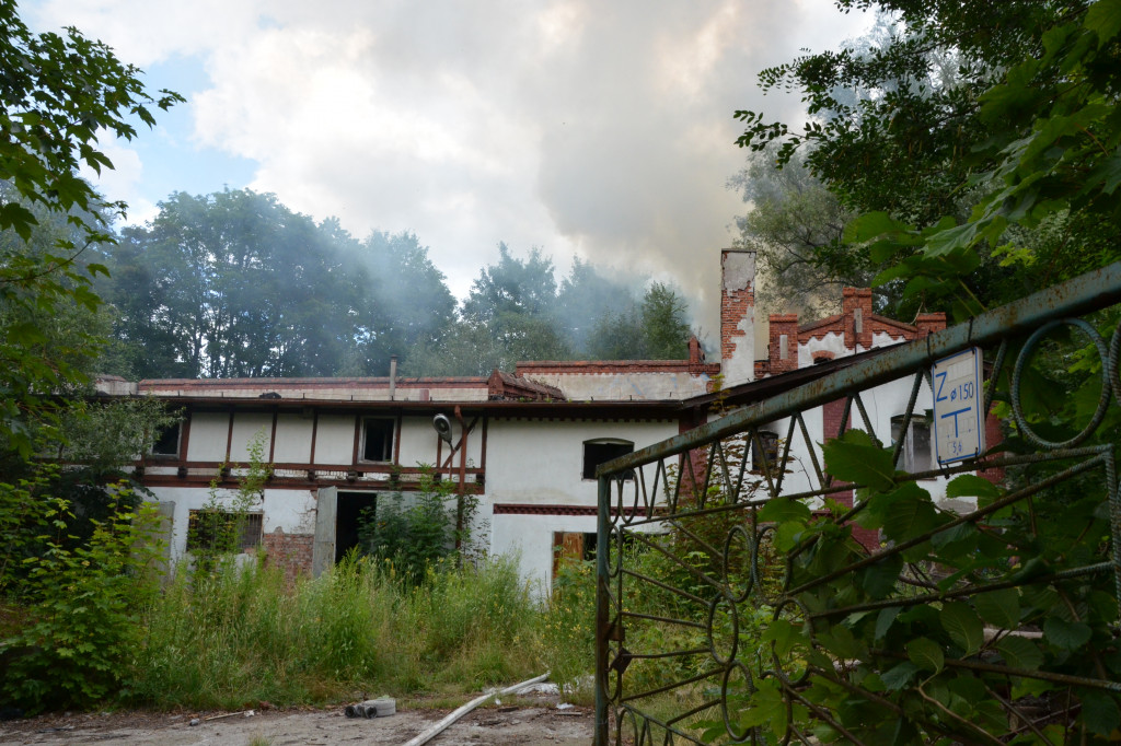 Pożar w starym browarze w Kartuzach