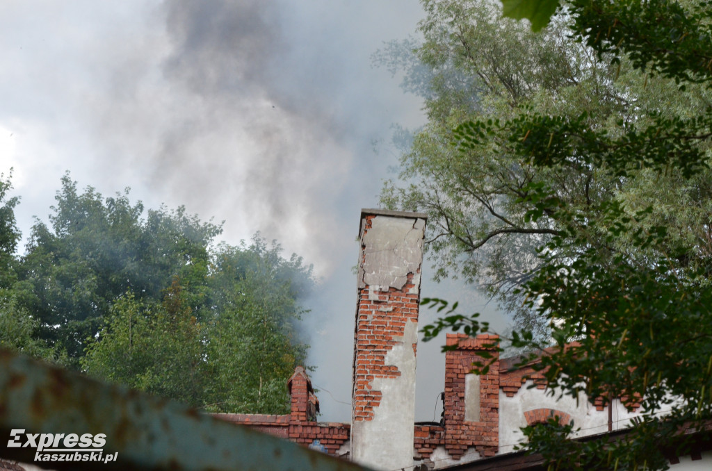 Pożar w starym browarze w Kartuzach