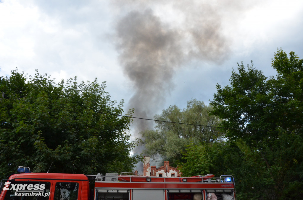 Pożar w starym browarze w Kartuzach