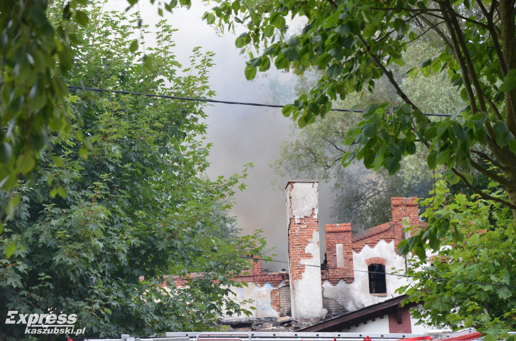 Pożar w starym browarze w Kartuzach