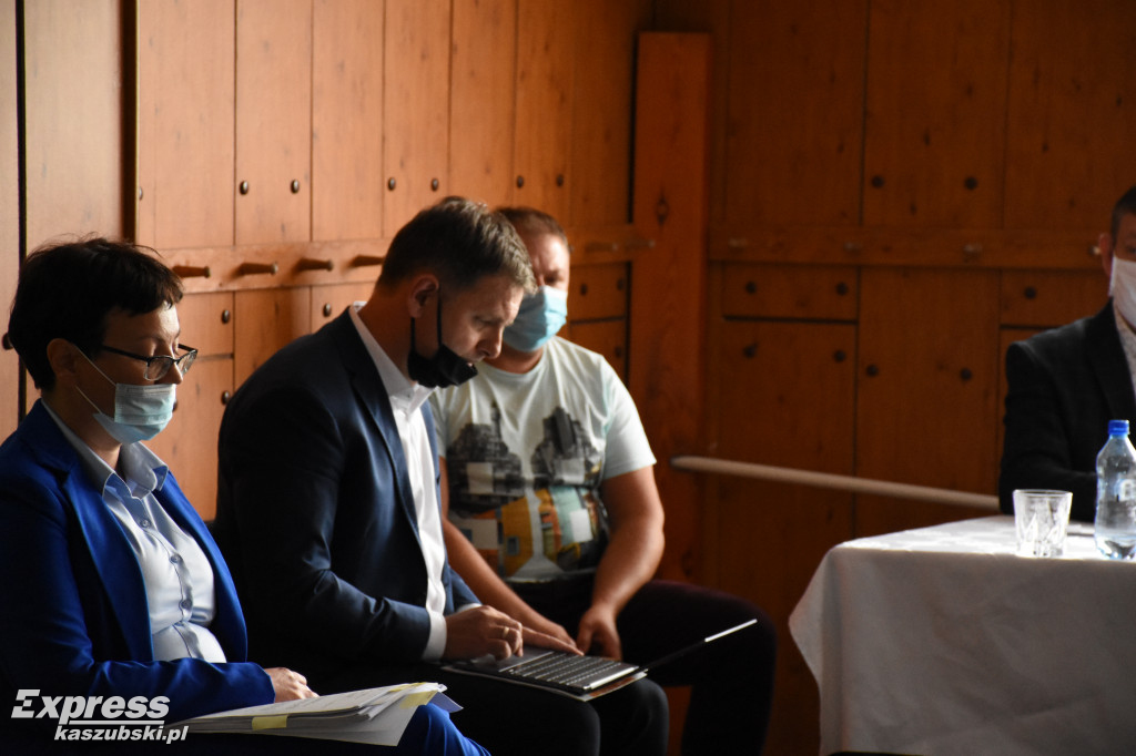 Sesja w Sulęczynie dot. kopalni żwiru