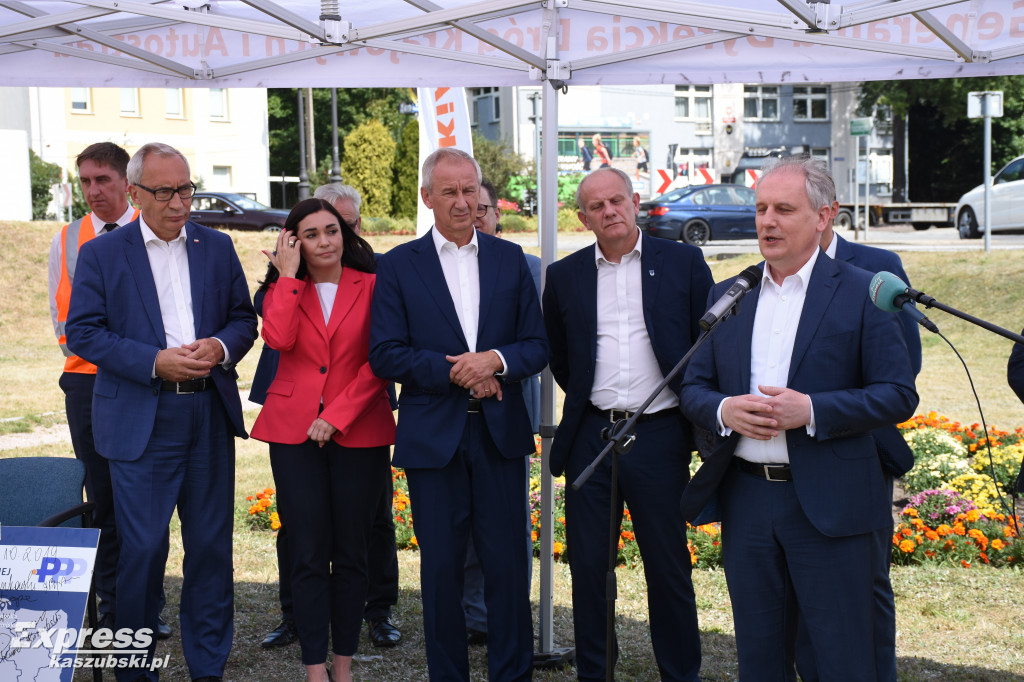 Konferencja prasowa ws. przetargu na budowę OMT