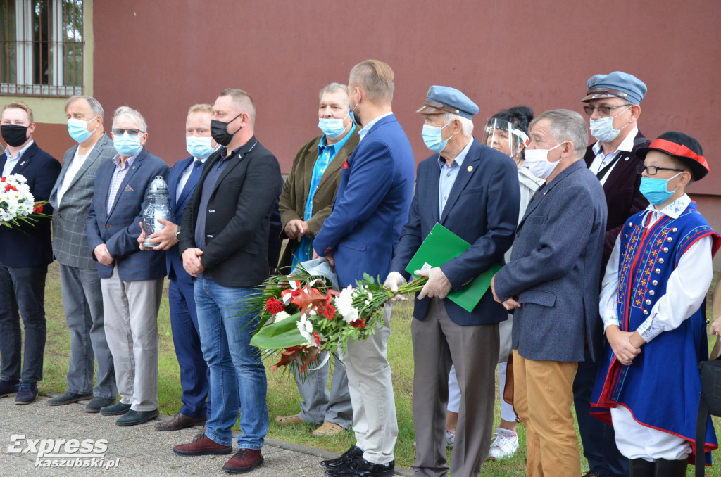 Kartuzy. Uroczystości przy obelisku Inki