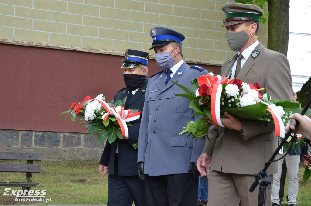 Kartuzy. Uroczystości przy obelisku Inki