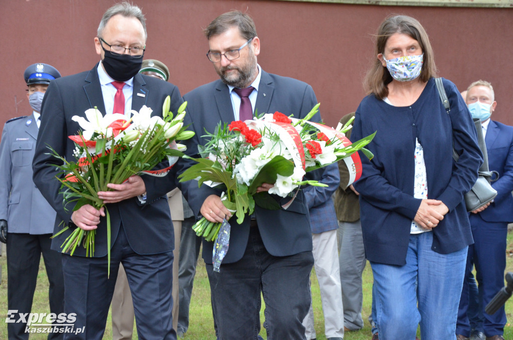 Kartuzy. Uroczystości przy obelisku Inki