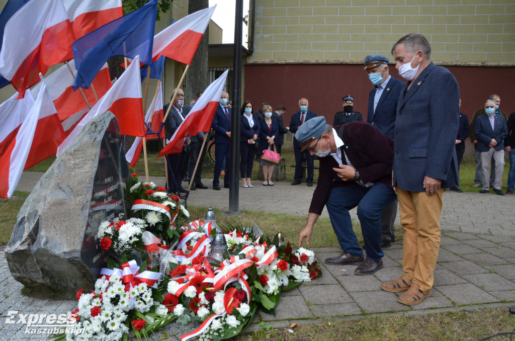 Kartuzy. Uroczystości przy obelisku Inki
