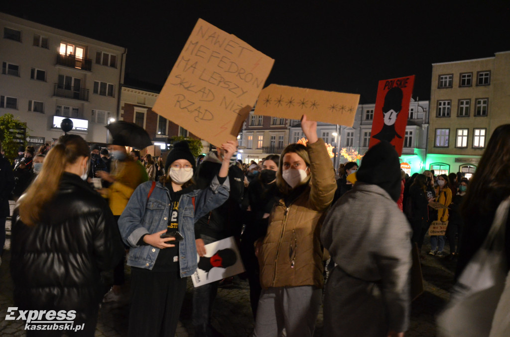 Kartuzy. Protest przeciwko zaostrzeniu prawa do aborcji