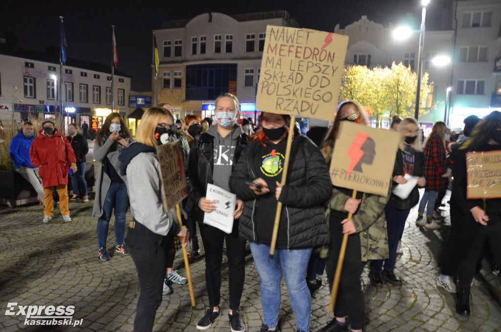 Kartuzy. Protest przeciwko zaostrzeniu prawa do aborcji