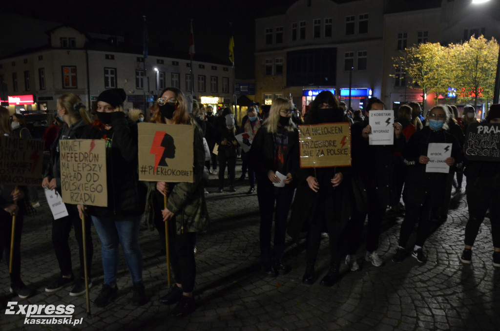 Kartuzy. Protest przeciwko zaostrzeniu prawa do aborcji