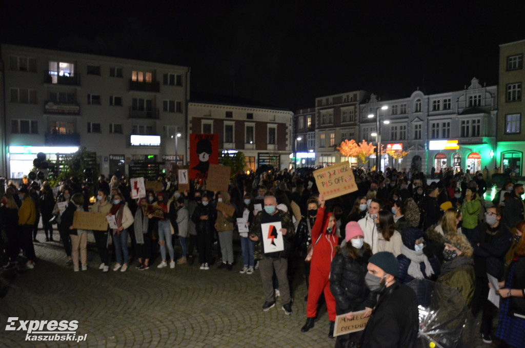 Kartuzy. Protest przeciwko zaostrzeniu prawa do aborcji