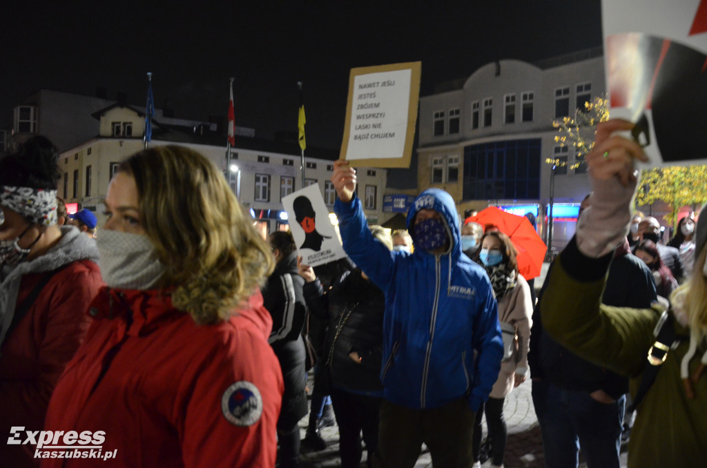 Kartuzy. Protest przeciwko zaostrzeniu prawa do aborcji