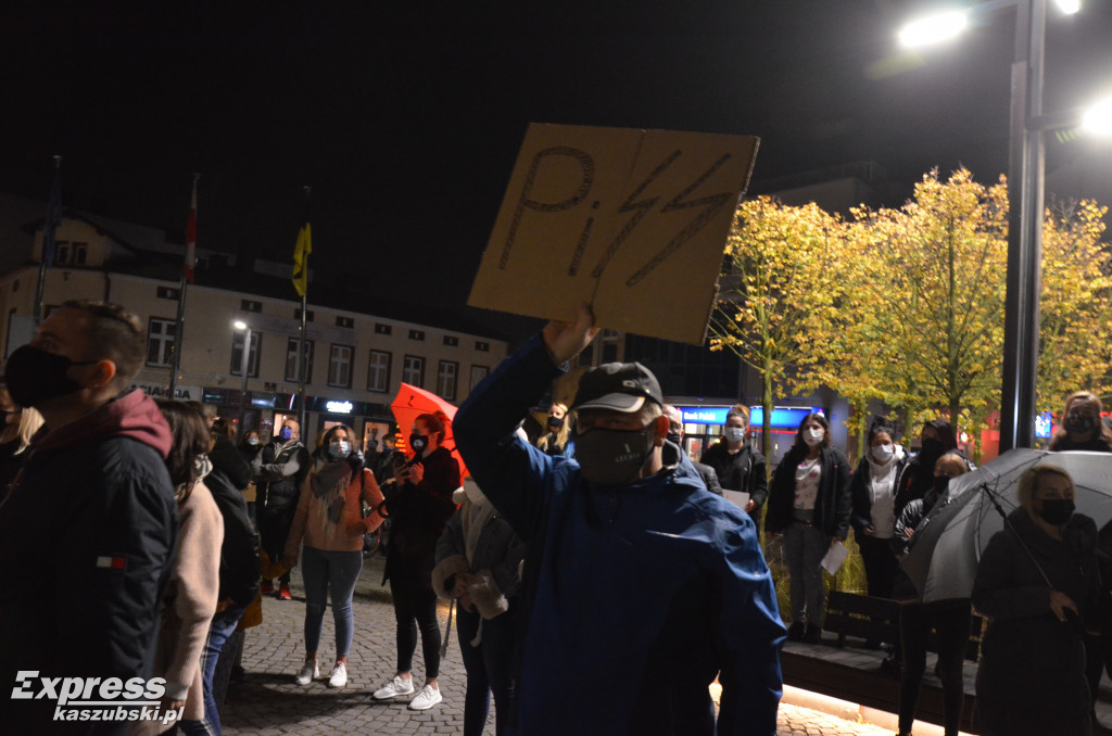 Kartuzy. Protest przeciwko zaostrzeniu prawa do aborcji