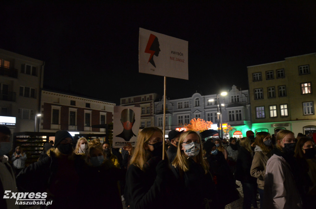 Kartuzy. Protest przeciwko zaostrzeniu prawa do aborcji